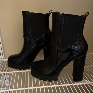 Fashion Nova Glossy Black Heeled Boots